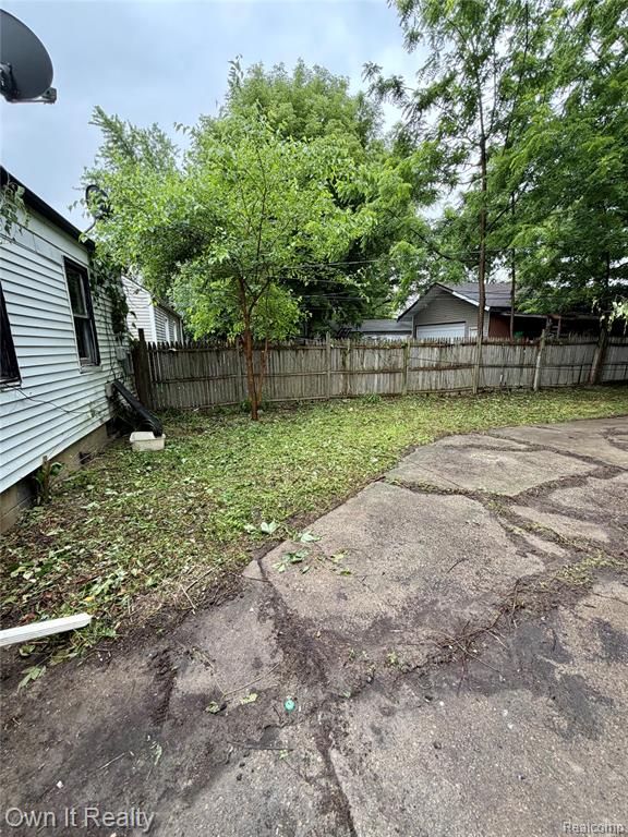 6395 Westwood Street, Detroit, MI 48228 — Photo 19