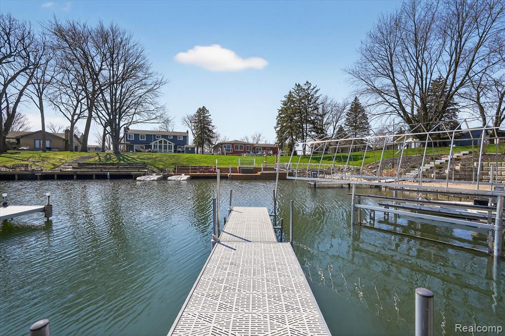 16147 Silvercrest Drive, Fenton, MI 48430 — Photo 52