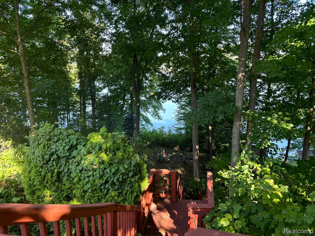 7989 LAKE CREST Drive, Ypsilanti, MI 48197 — Photo 9