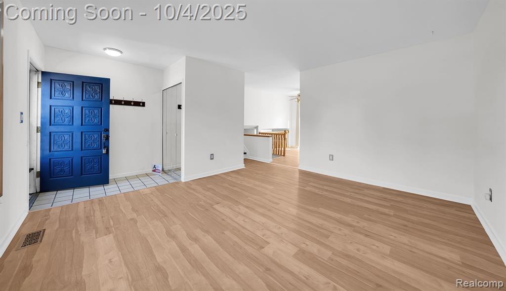 42708 Wilmington Drive, Sterling Heights, MI 48313 — Photo 5