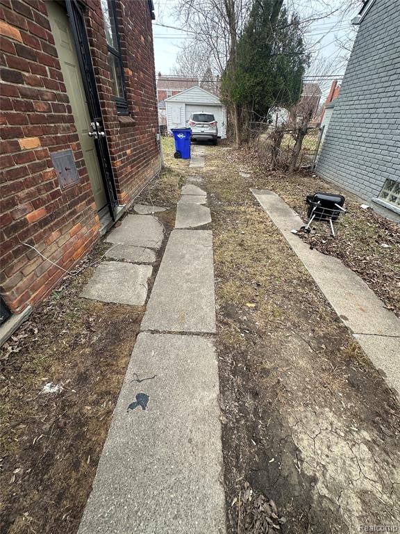 9091 Warwick Street, Detroit, MI 48228 — Photo 34