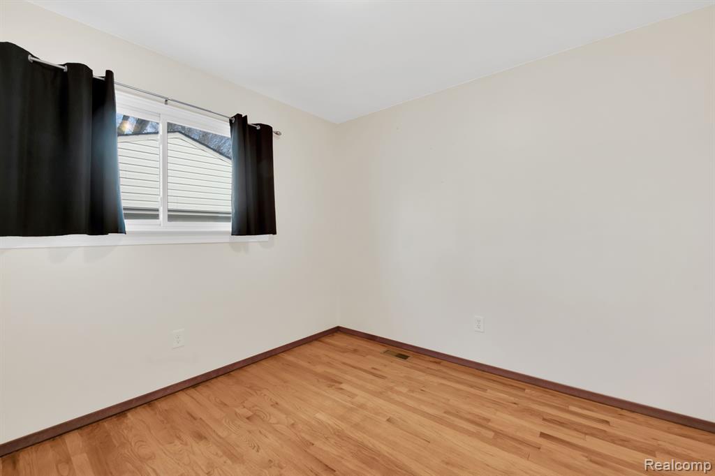 6049 GULLEY Street, Taylor, MI 48180 — Photo 14