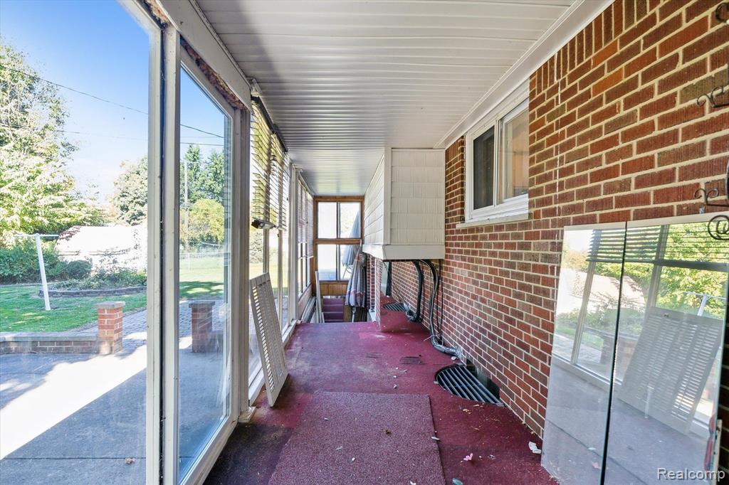 862 JUNEAU Road, Ypsilanti, MI 48198 — Photo 43