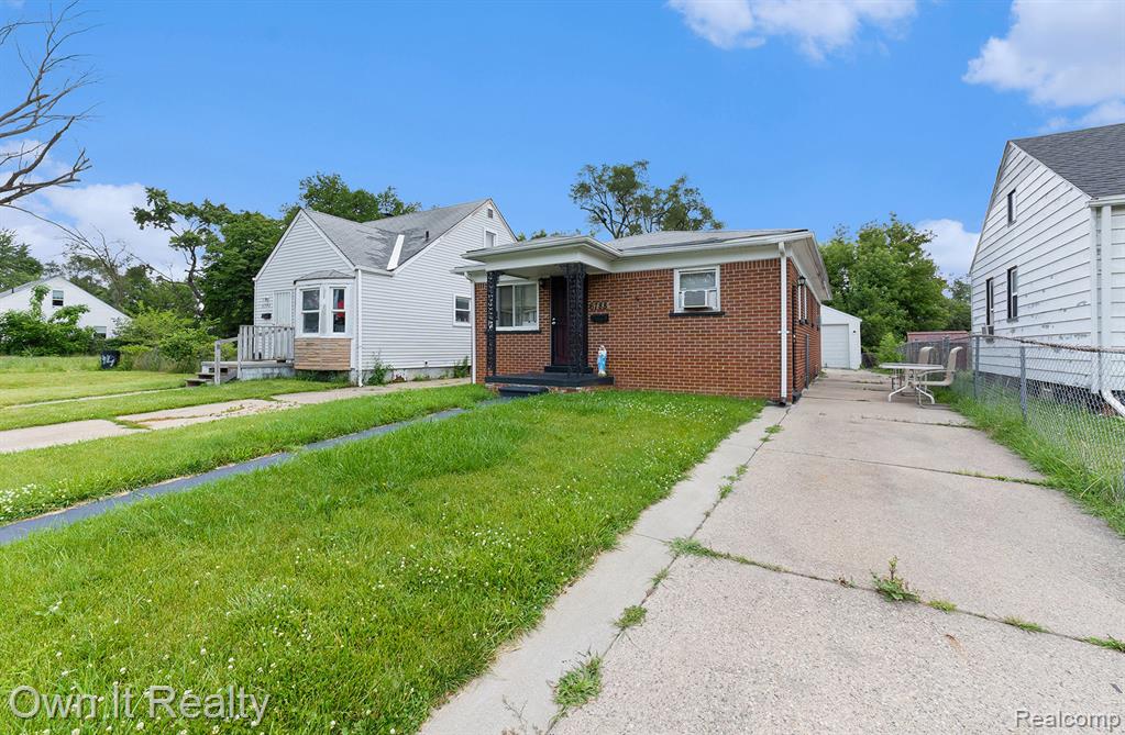 6788 Auburn Street, Detroit, MI 48228 — Photo 2