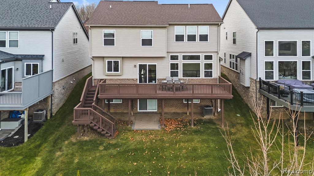 4882 E Stonegate Circle, Lake Orion, MI — Photo 3