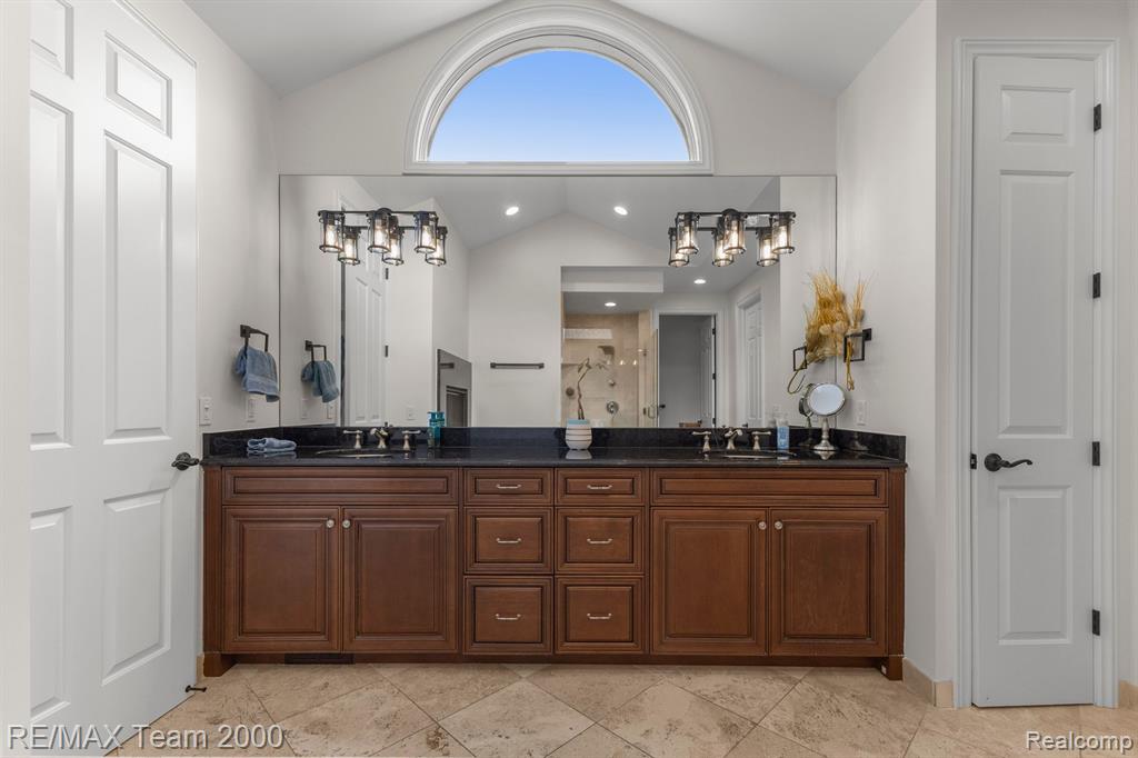 44348 CYPRESS POINT Drive, Northville, MI 48168 — Photo 33