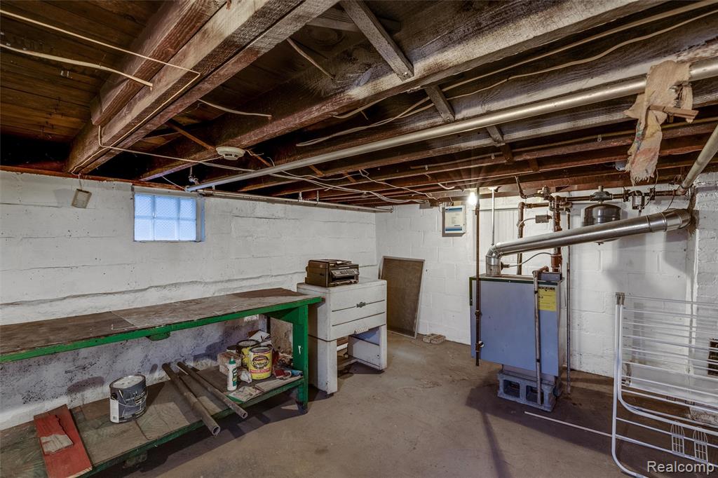 3321 Doremus Street, Hamtramck, MI 48212 — Photo 22