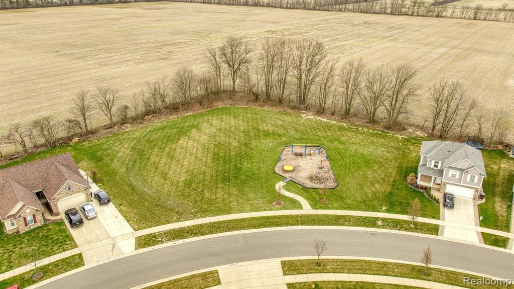 9166 BIRCH POINTE Drive, Newport, MI 48166 — Photo 60