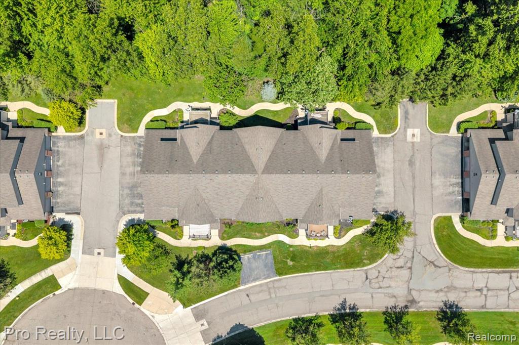 426 Marigold Circle, Westland, MI — Photo 28