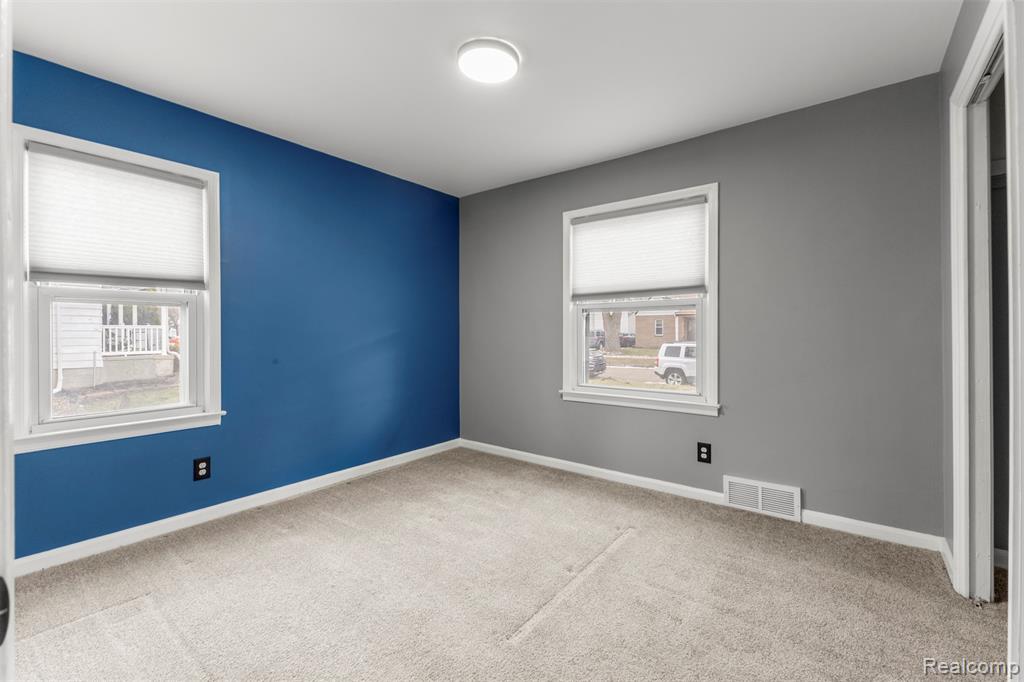 4976 Weddell Street, Dearborn Heights, MI 48125 — Photo 22