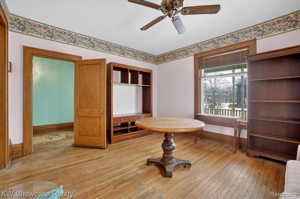 733 N Walnut Street, Lansing, MI 48906 — Photo 8