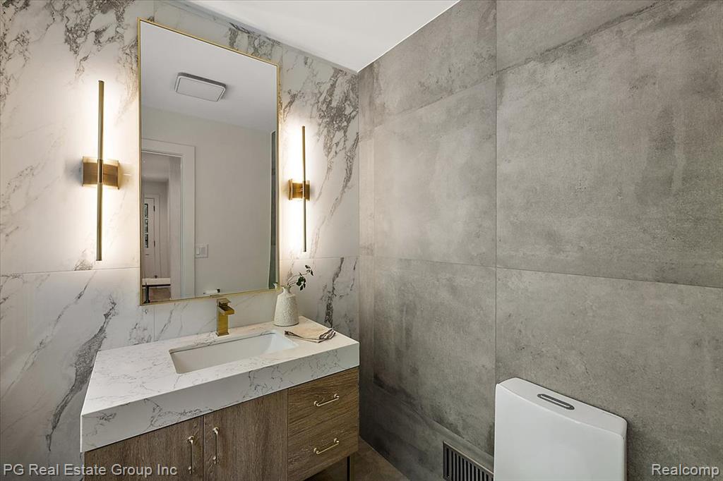 2536 ADDISON HILLS Court, Oxford, MI 48370 — Photo 57