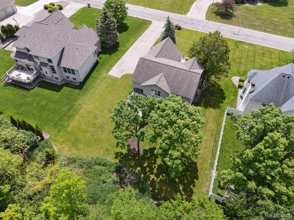 672 Morningside Drive, Grand Blanc, MI 48439 — Photo 50