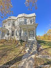 233 Leicester Court, Detroit, MI 48202 — Photo 3