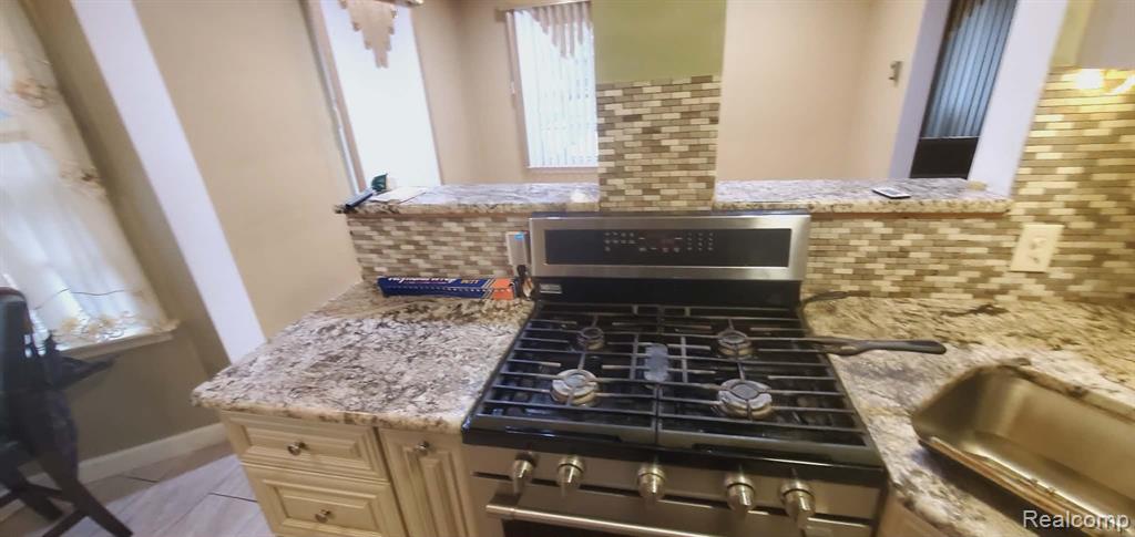 11334 Balfour Road, Detroit, MI 48224 — Photo 7