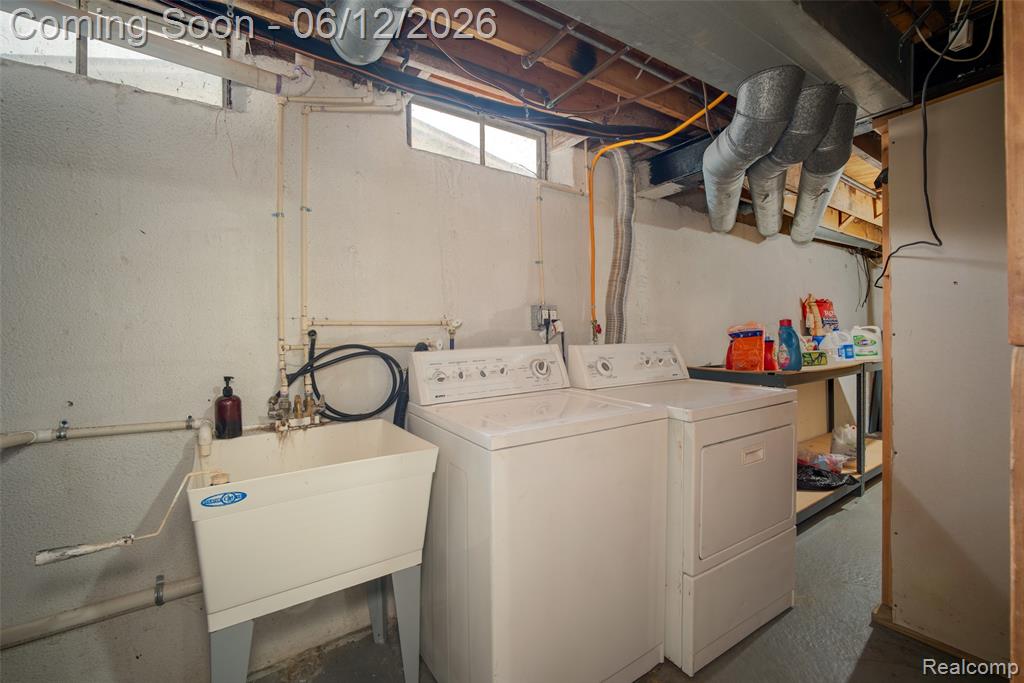 5061 Temple Drive, Sterling Heights, MI 48310 — Photo 29