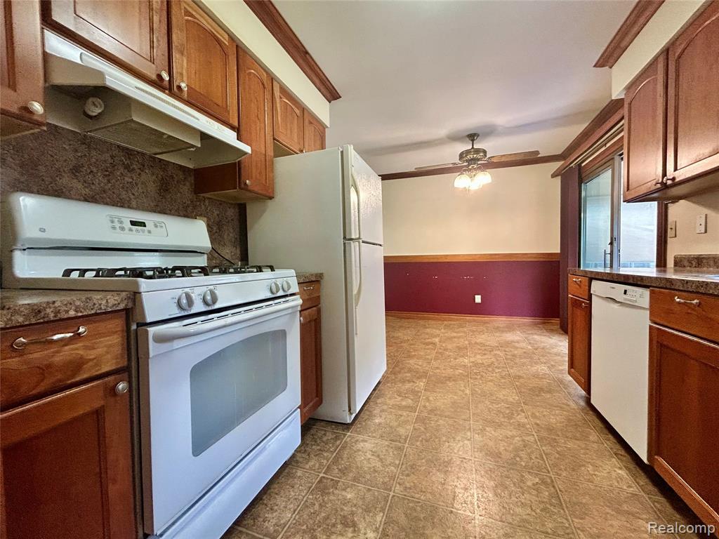 2291 Tomahawk Drive, Lapeer, MI 48446 — Photo 24