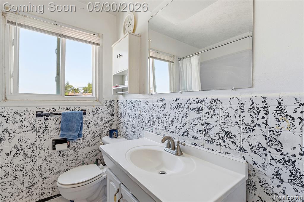 529 Cardwell Street, Garden City, MI — Photo 12