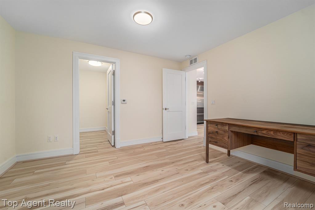 411 S Old Woodward Avenue, 511, Birmingham, MI 48009 — Photo 14
