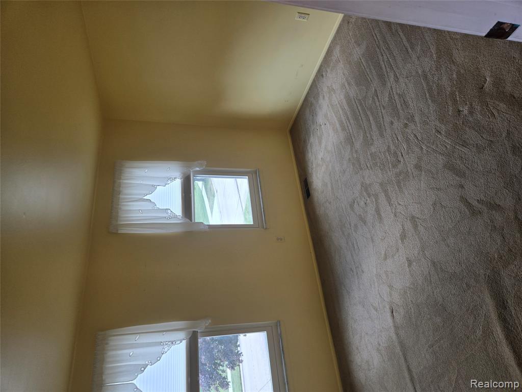 42479 Redfern, Canton, MI 48187 — Photo 12