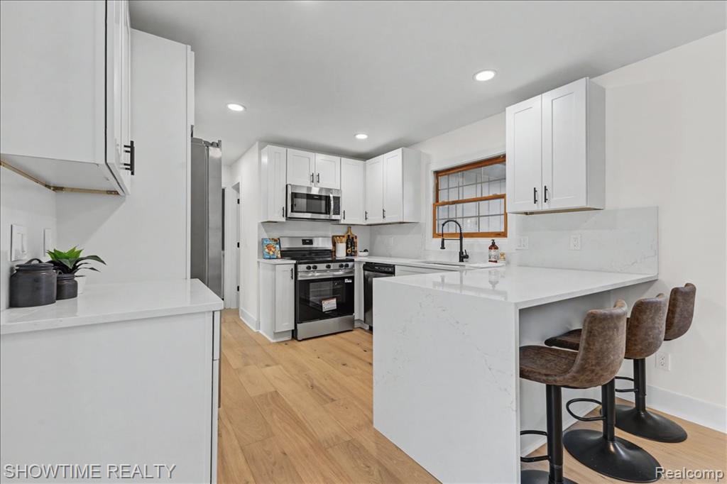 5688 Tequesta Court, West Bloomfield, MI 48323 — Photo 15