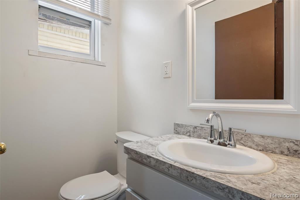 6653 Fern Street, Detroit, MI 48210 — Photo 16