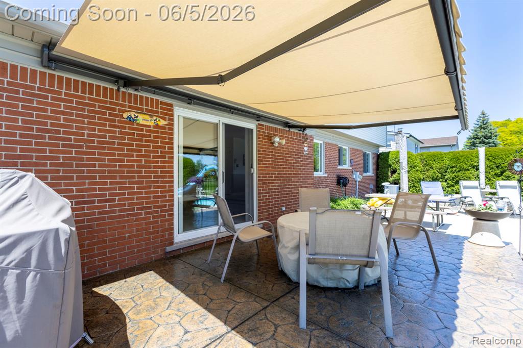 32040 Cambridge Drive, Warren, MI 48093 — Photo 44