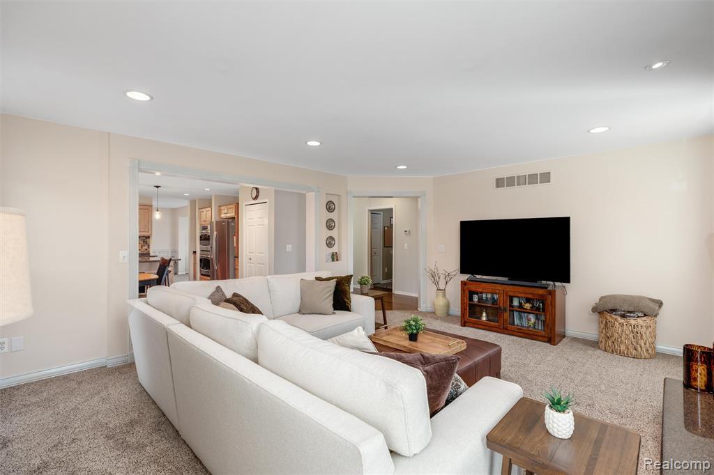 46670 Crosswick, Canton, MI 48187 — Photo 26