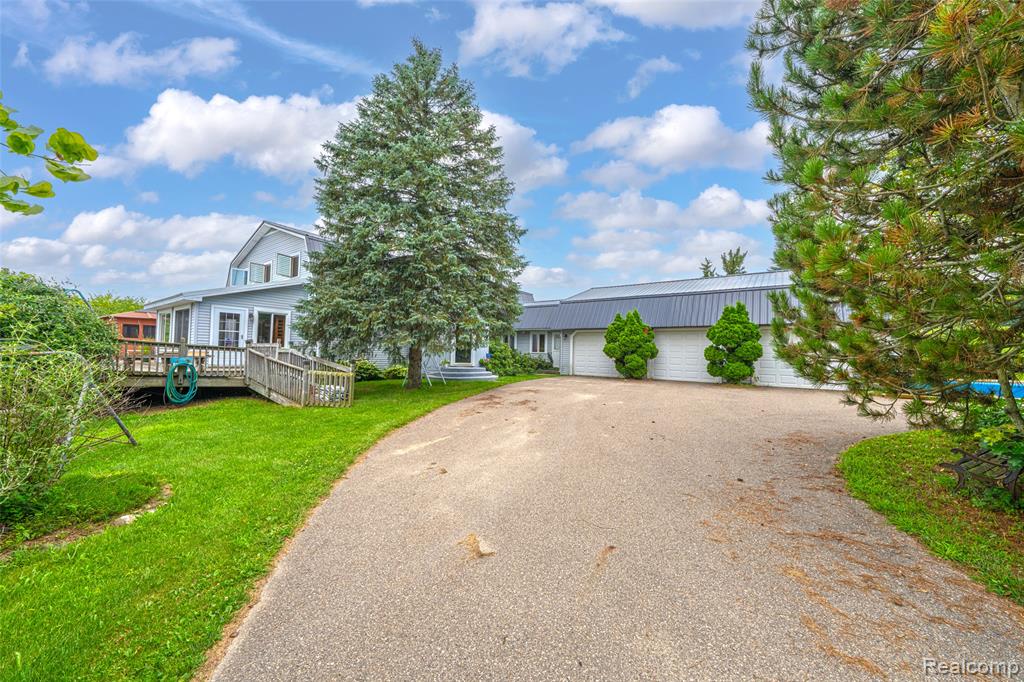 2499 Jossman Road, Holly, MI 48442 — Photo 2