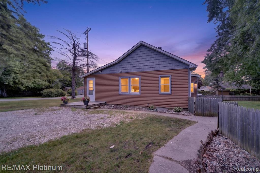 501 Kaiser Road, Gregory, MI 48137