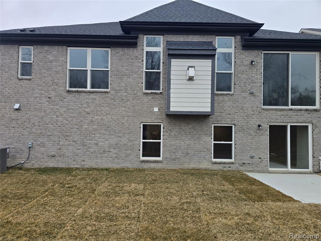 4172 Blossom Drive, Sterling Heights, MI 48314 — Photo 2