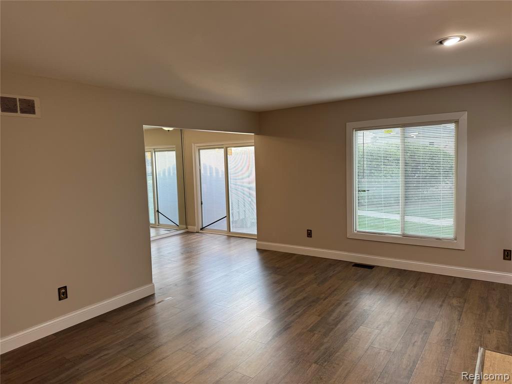44613 Connecticut Court, Clinton Twp, MI 48038 — Photo 22