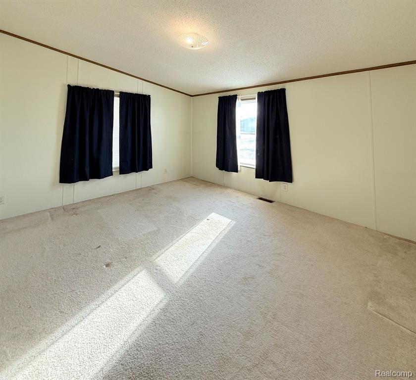 8737 Daniel Drive, Newport, MI 48166 — Photo 18