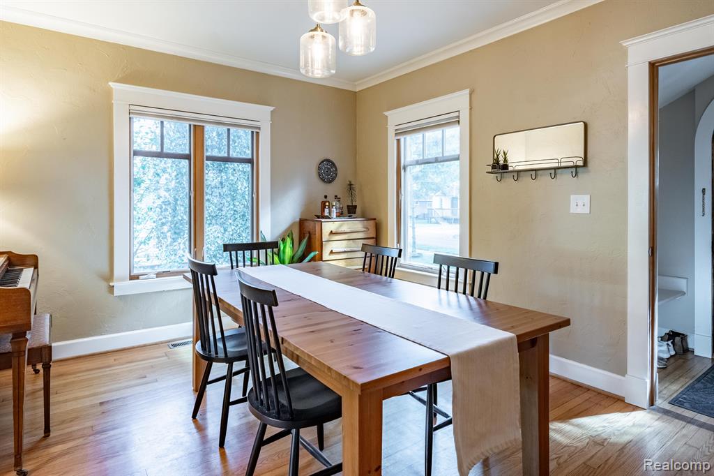 1335 KENSINGTON Drive, Ann Arbor, MI 48104 — Photo 7