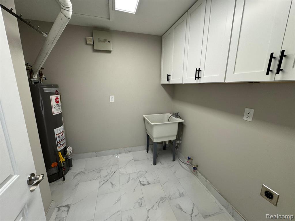 7490 S Brynmawr Court, West Bloomfield, MI — Photo 36