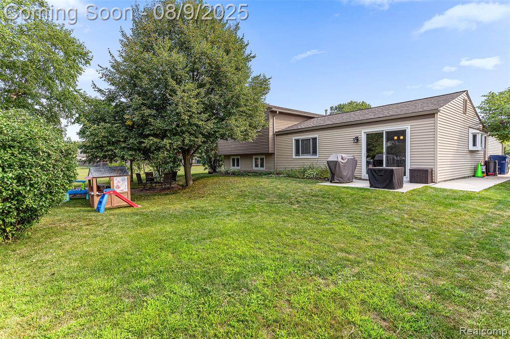 42579 Collingham Court, Canton, MI 48187 — Photo 23