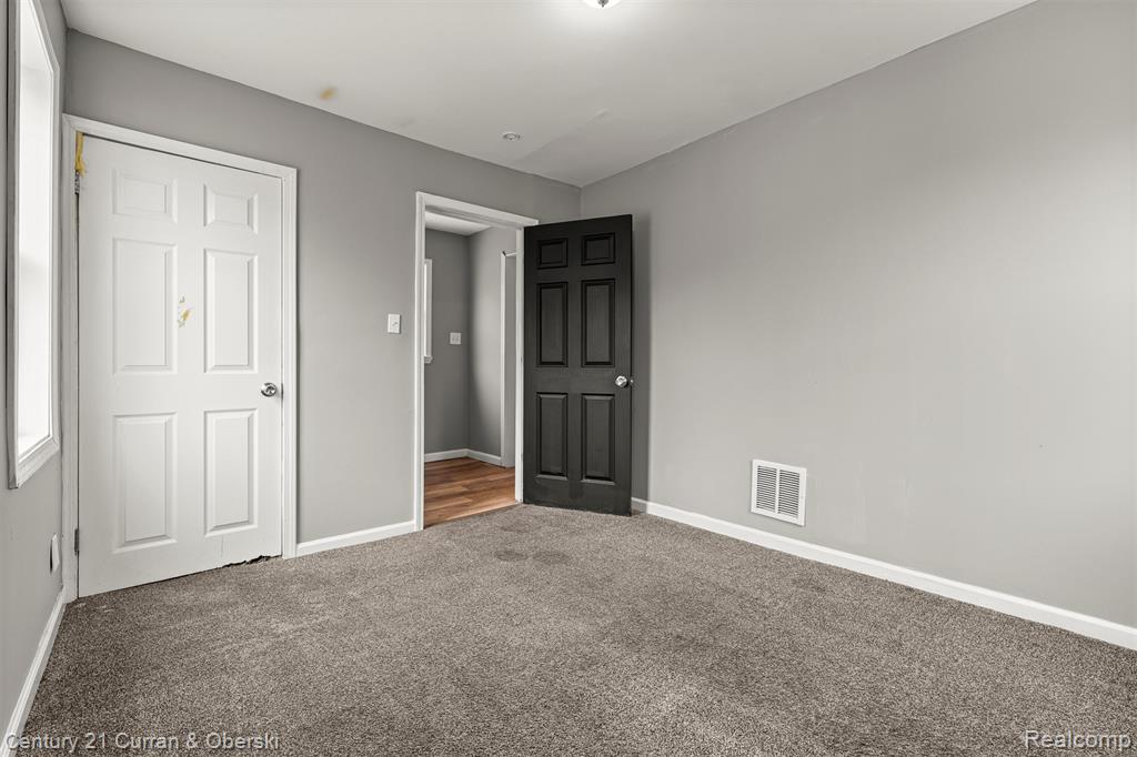6837 Braun, Center Line, MI 48015 — Photo 18