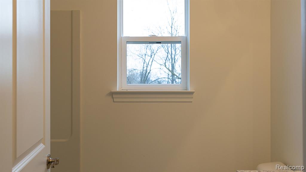 74 GUANONOCQUE Street, Auburn Hills, MI 48326 — Photo 26