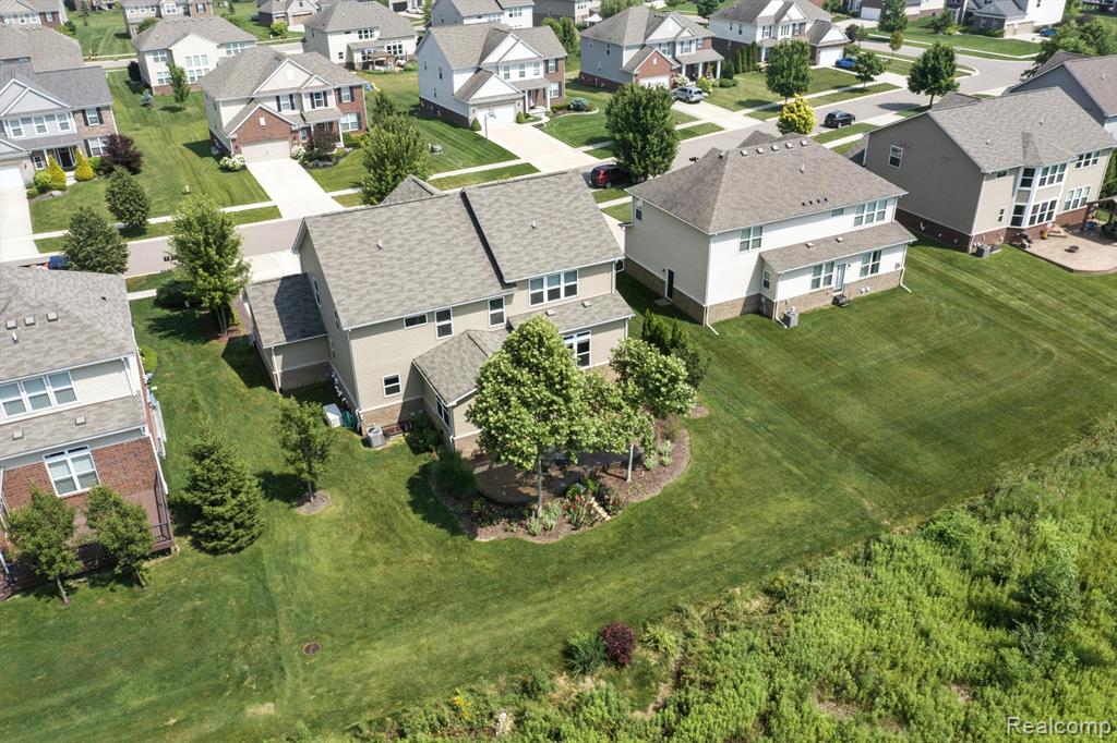 2066 Findley Circle, Lake Orion, MI — Photo 24