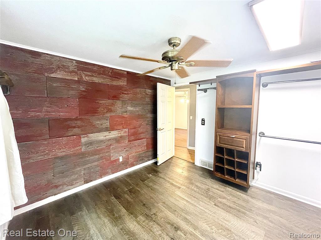 4620 Kempf Street, Waterford, MI 48329 — Photo 32