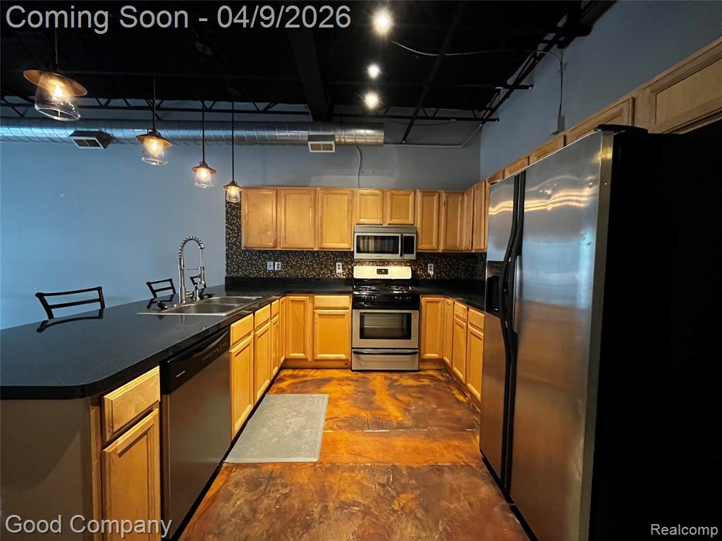98 Northbound Gratiot, 5, Mount Clemens, MI 48043 — Photo 5