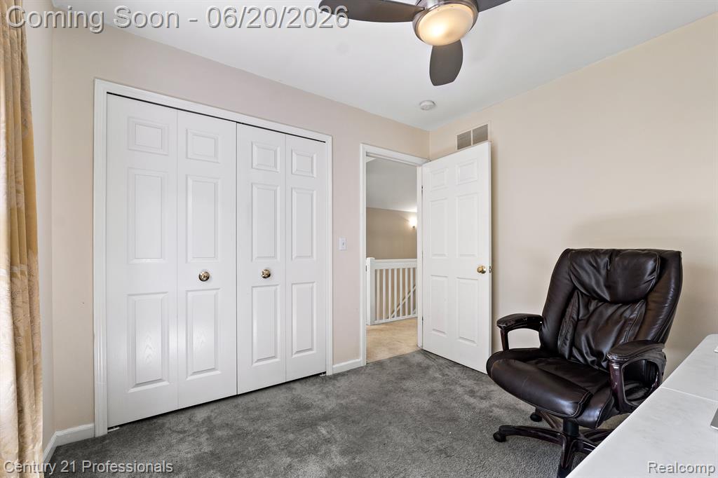 3305 Grove Lane, Auburn Hills, MI 48326 — Photo 34