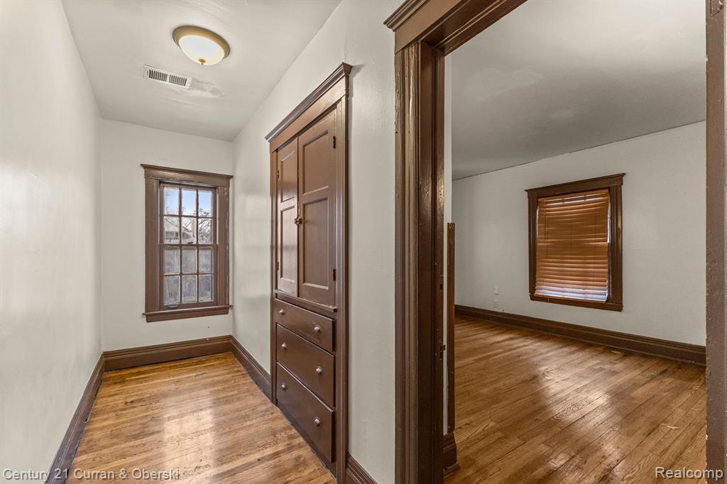 874 EDISON Street, Detroit, MI 48202 — Photo 25