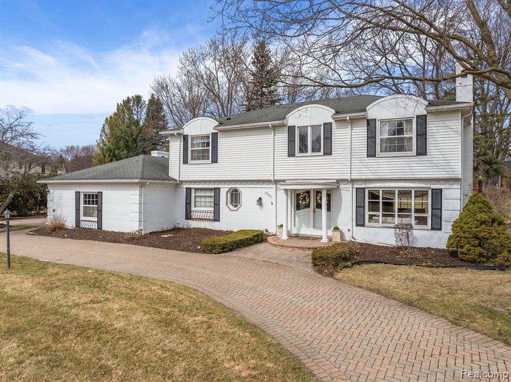 4366 Ardmore Drive, Bloomfield Hills, MI 48302 — Photo 54