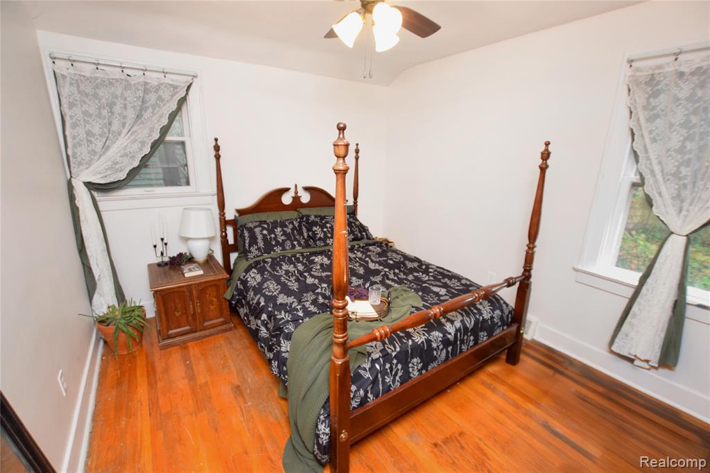448 Dougherty Place, Flint, MI 48504 — Photo 13