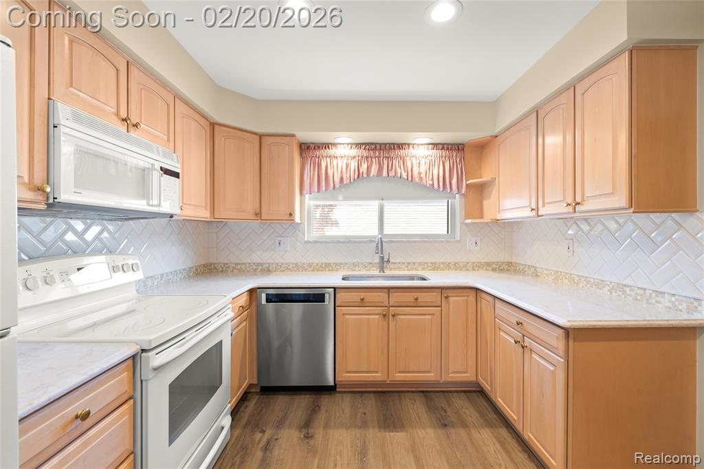 5091 Blair Drive, Troy, MI 48085 — Photo 10