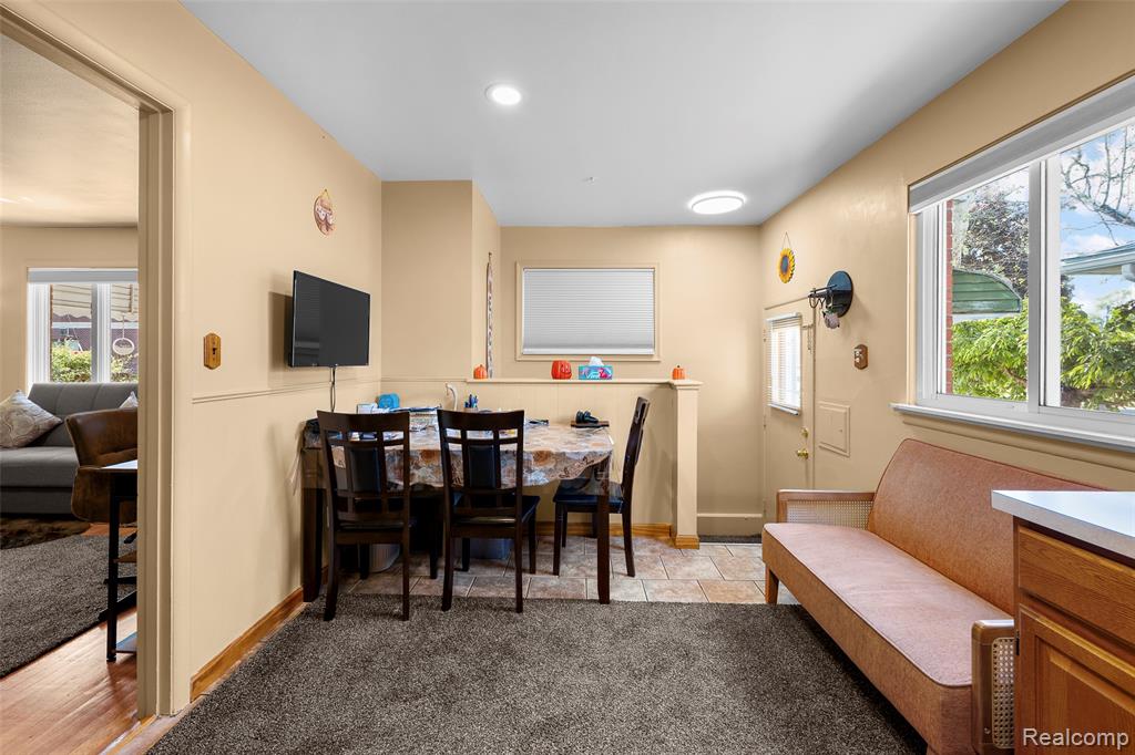 5634 N Lafayette Street, Dearborn Heights, MI 48127 — Photo 17