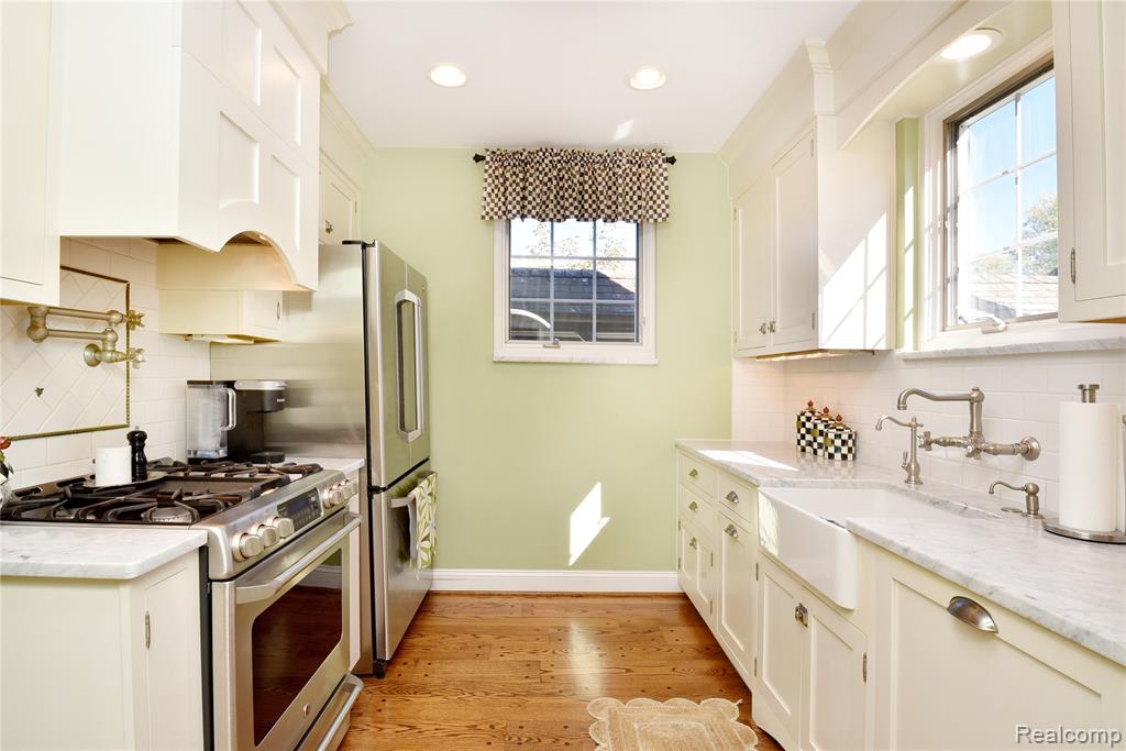 32470 Norchester Street, Beverly Hills, MI 48025 — Photo 14