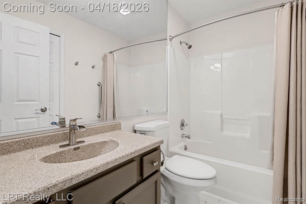 2385 Lorraina Lane, Hartland, MI 48353 — Photo 18
