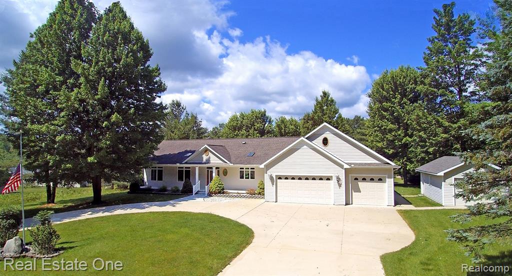 4049 N Racoon Trail, Lincoln, MI 48742 — front exterior
